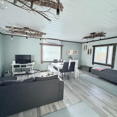 Aurora Sauna Hideaway *