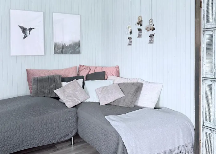 Aurora Sauna Hideaway *